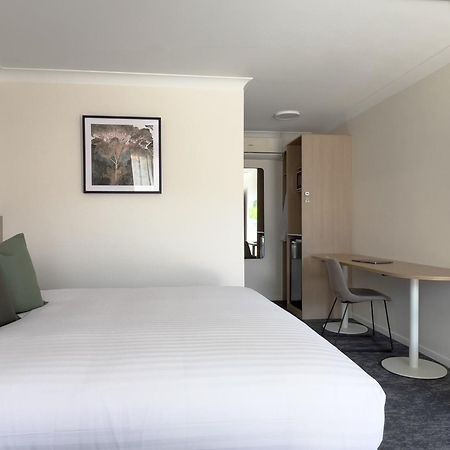 The Phoenix Artesian Spa Resort And Accommodation Moree Bagian luar foto