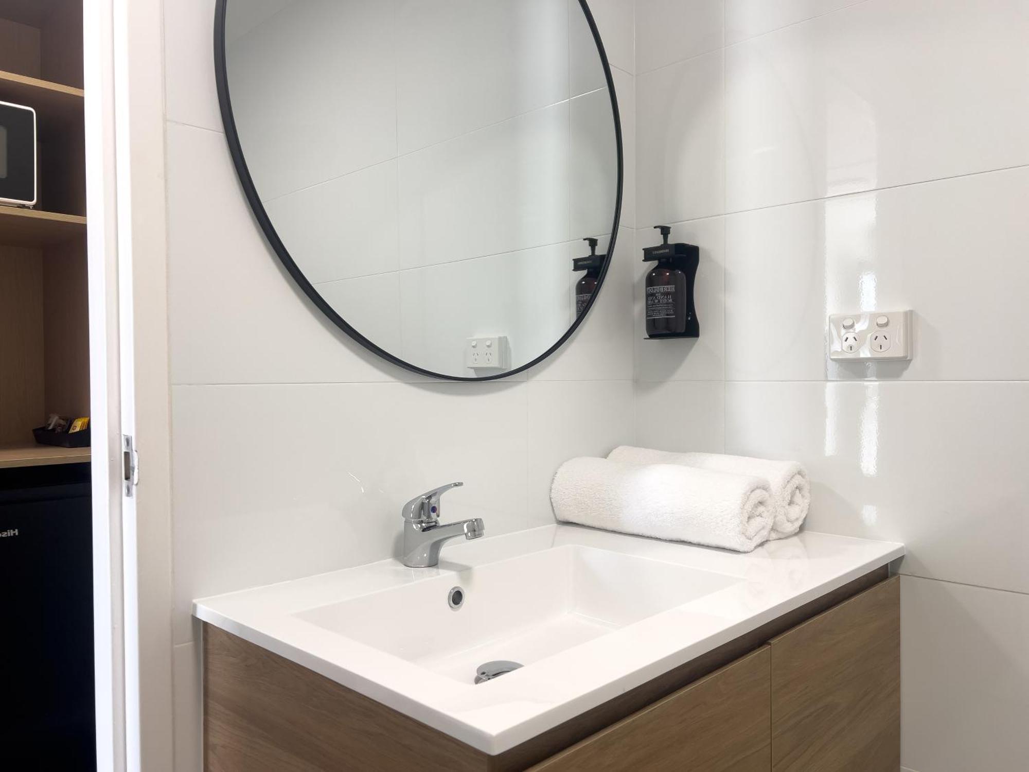 The Phoenix Artesian Spa Resort And Accommodation Moree Bagian luar foto