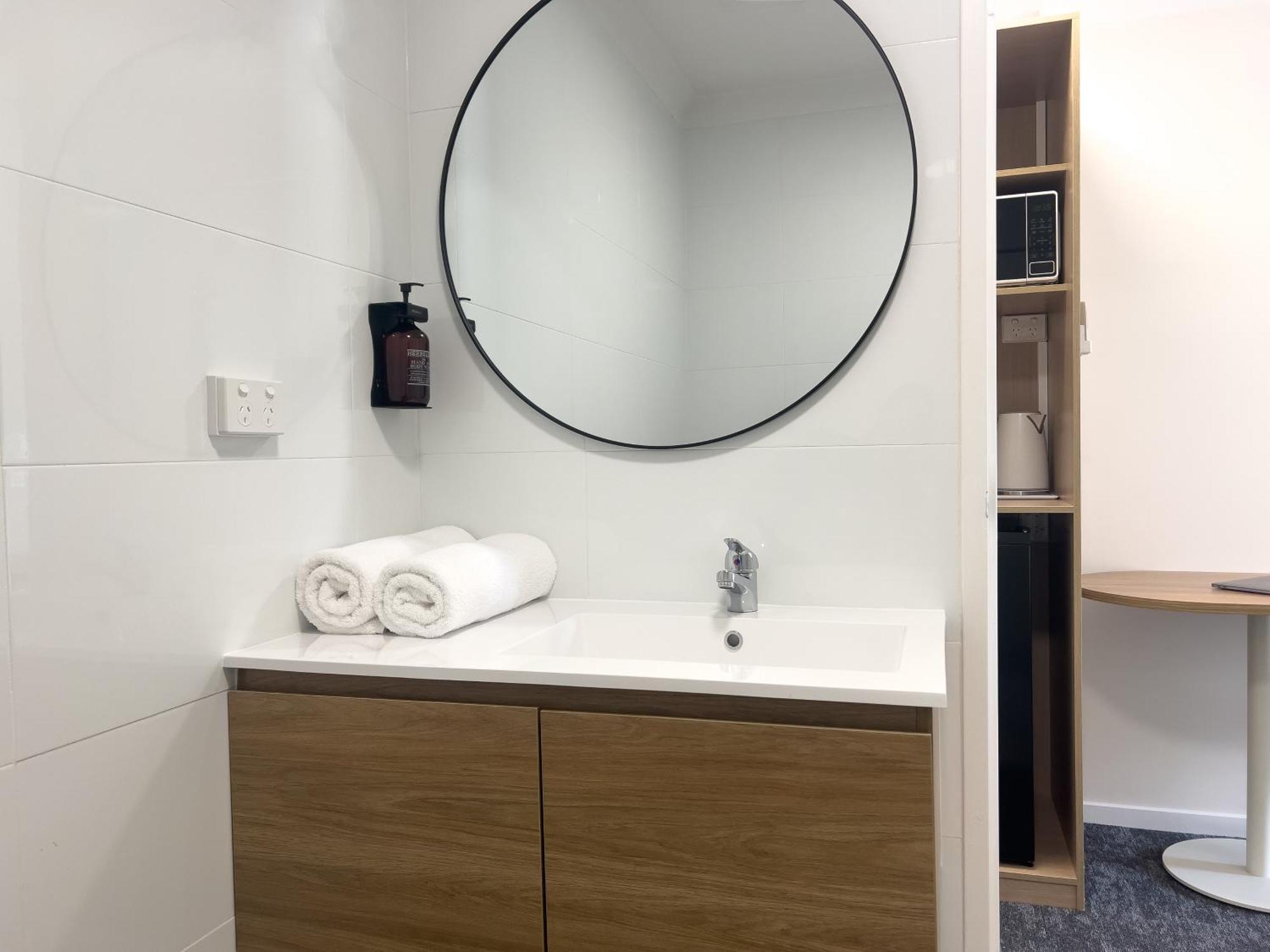 The Phoenix Artesian Spa Resort And Accommodation Moree Bagian luar foto