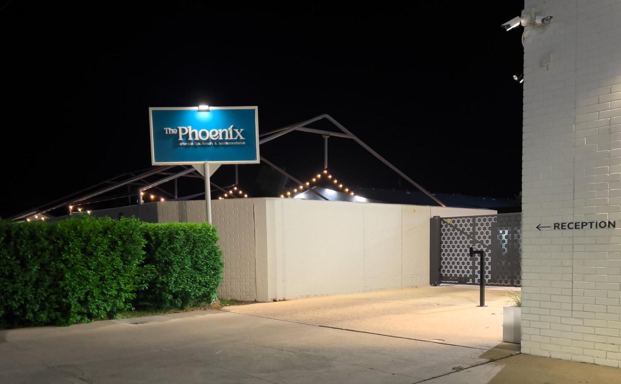 The Phoenix Artesian Spa Resort And Accommodation Moree Bagian luar foto